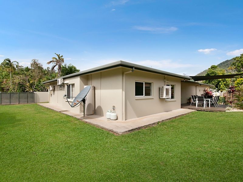 1 Fitzallan Close, Kanimbla QLD 4870