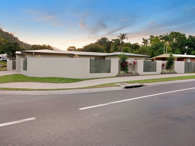 1 Fitzallan Close, Kanimbla QLD 4870