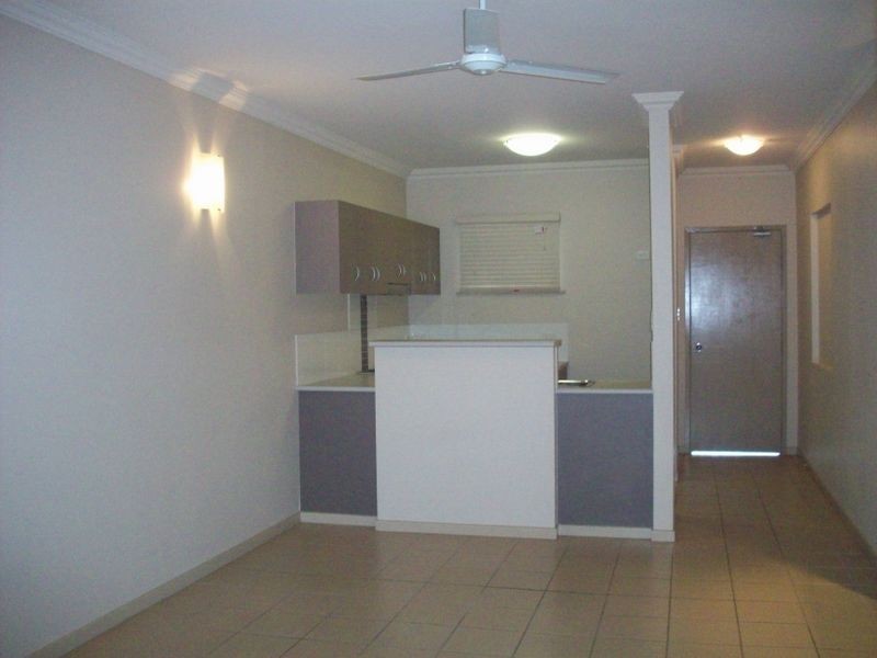 313/2-8 Centenary Close, Manoora QLD 4870