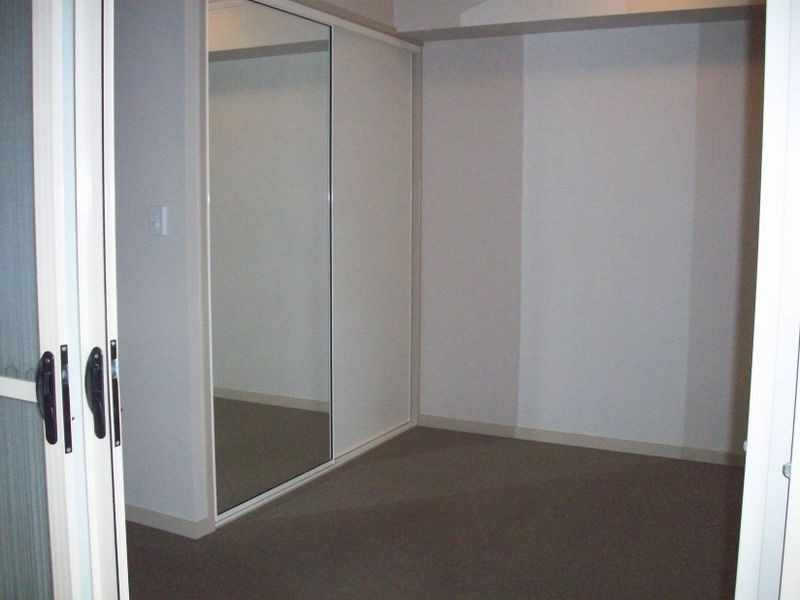 313/2-8 Centenary Close, Manoora QLD 4870