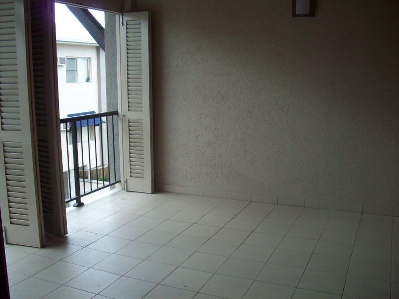 313/2-8 Centenary Close, Manoora QLD 4870