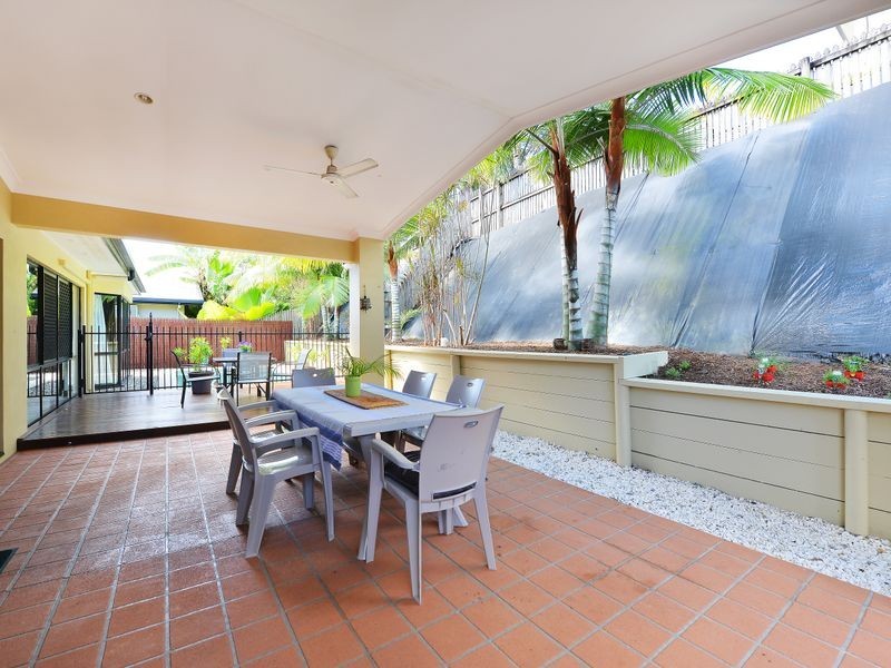 24 Everglade Rise, Brinsmead QLD 4870
