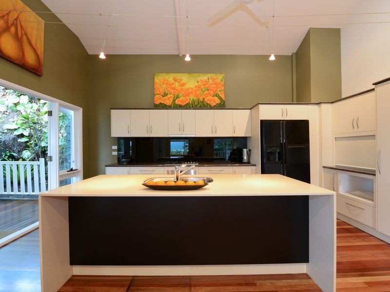 41 View Street, Brinsmead QLD 4870