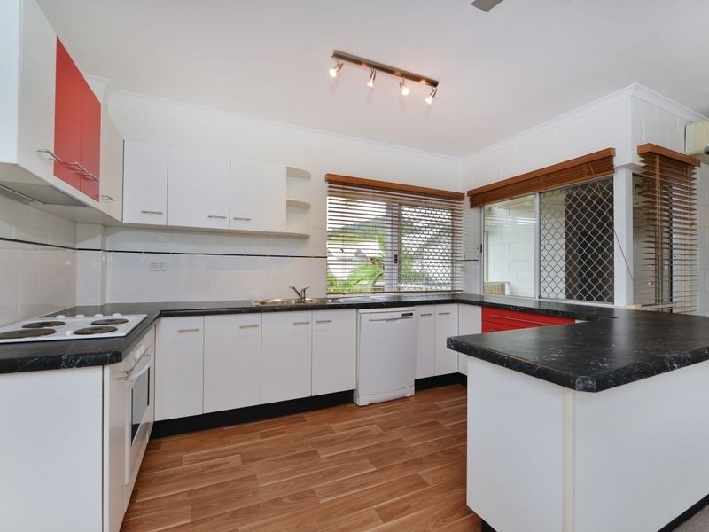 24/40 Old Smithfield Road, Freshwater QLD 4870