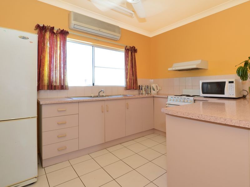 3/11 Ingham Court, Mooroobool QLD 4870