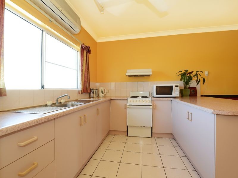 3/11 Ingham Court, Mooroobool QLD 4870