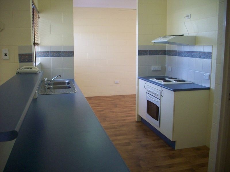 8 Sophie Close, Brinsmead QLD 4870