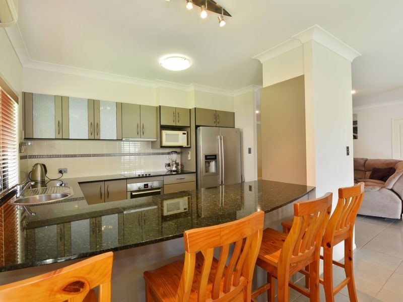 8 Findlay Street, Brinsmead QLD 4870