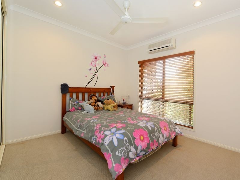 8 Findlay Street, Brinsmead QLD 4870