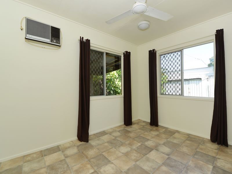 3 Blantyre Close, Manunda QLD 4870