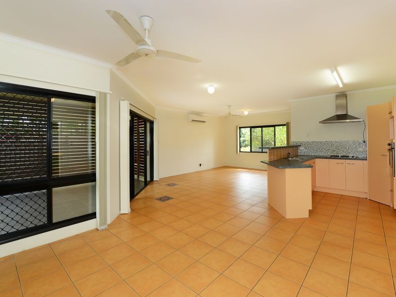 22 Shamrock Avenue, Brinsmead QLD 4870