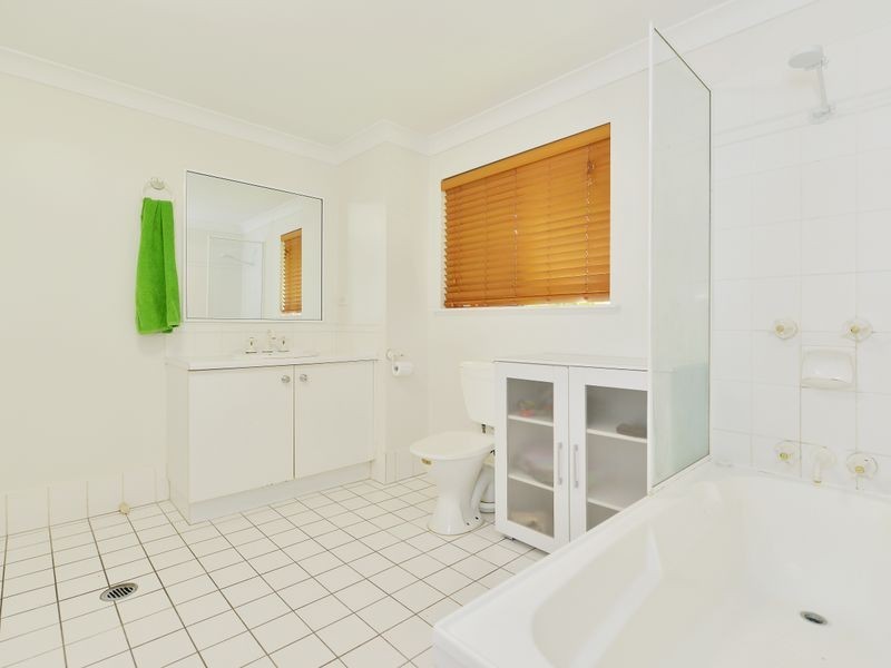 11/34 Springfield Crescent, Manoora QLD 4870