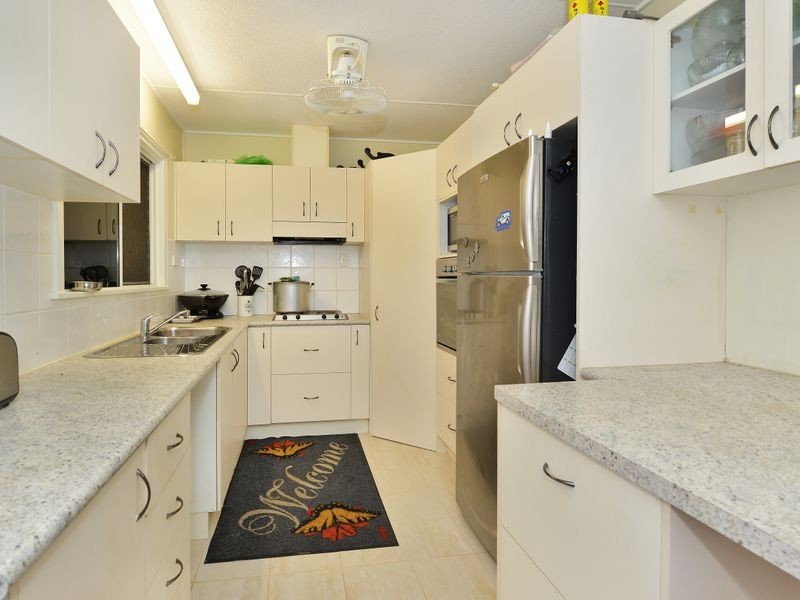 257 Pease Street, Edge Hill QLD 4870