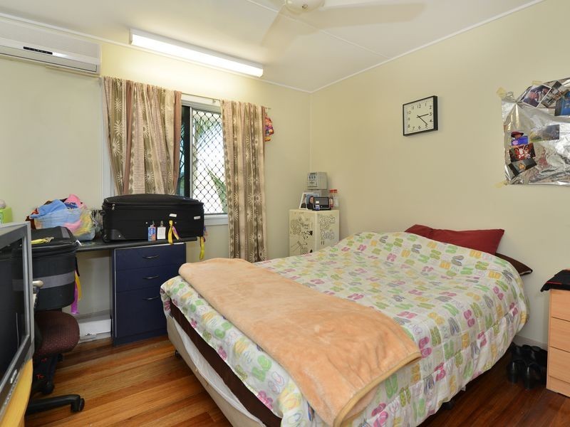 257 Pease Street, Edge Hill QLD 4870