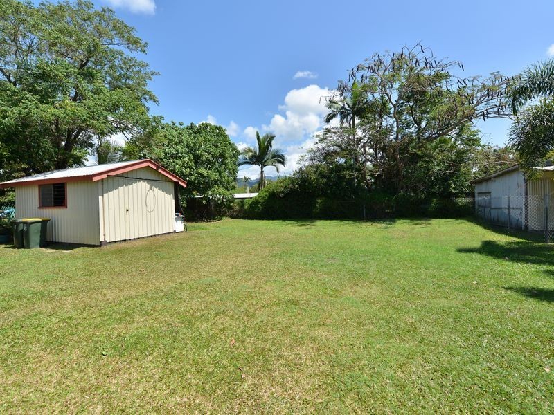 257 Pease Street, Edge Hill QLD 4870