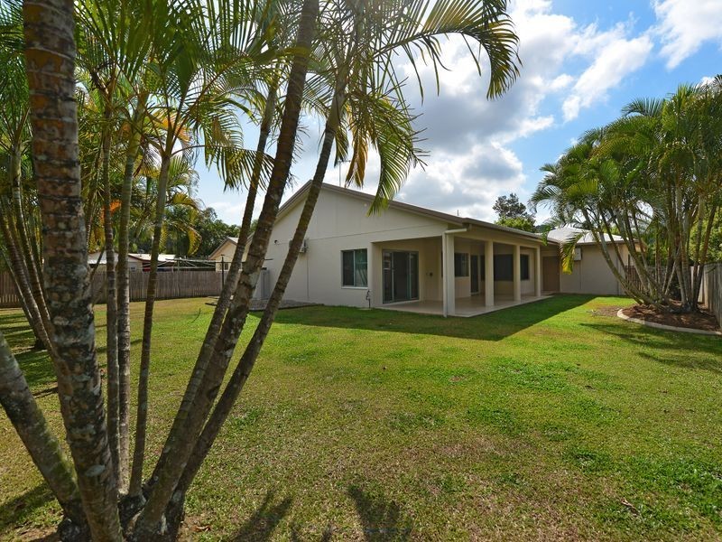 9 Windamere Close, Brinsmead QLD 4870