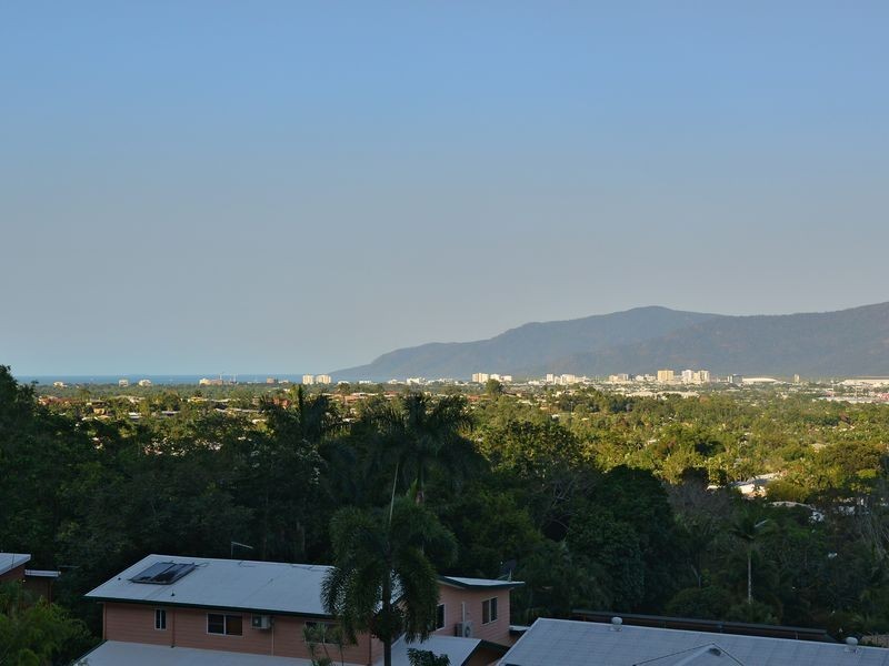 11 Julian Close, Mooroobool QLD 4870