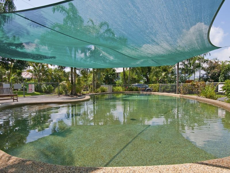 32/404 McCoombe Street, Mooroobool QLD 4870