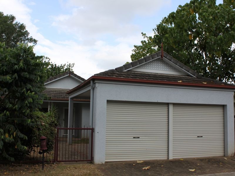 46 Silky Oak Court, Mooroobool QLD 4870
