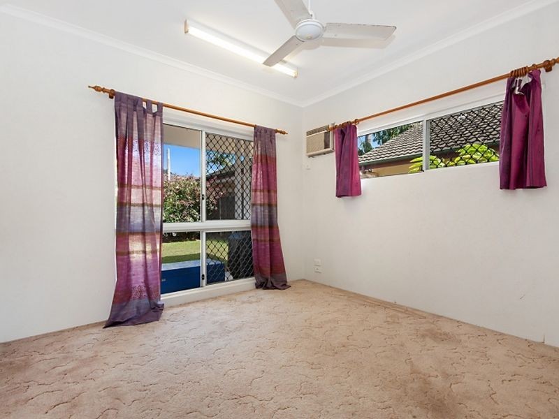 46 Silky Oak Court, Mooroobool QLD 4870