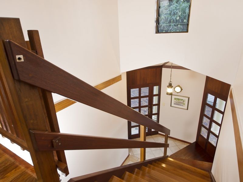 1 Coconut Street, Holloways Beach QLD 4878