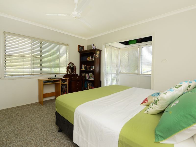 14 Torrance Avenue, Edge Hill QLD 4870