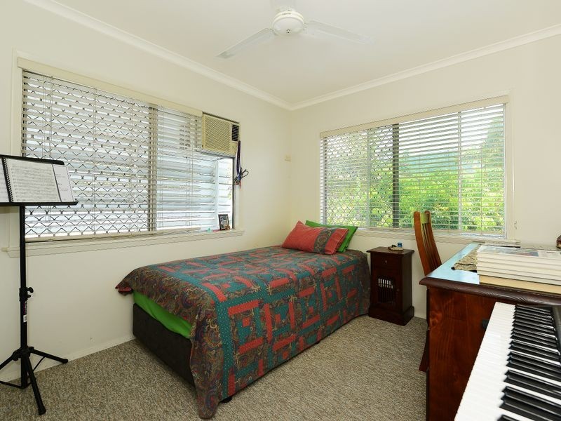 14 Torrance Avenue, Edge Hill QLD 4870