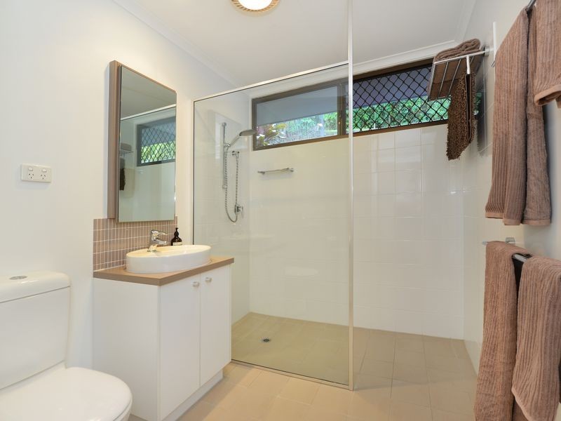 128C Nolan Street, Whitfield QLD 4870