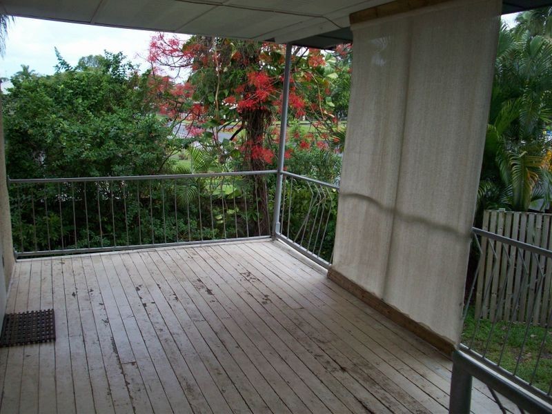 Mooroobool QLD 4870