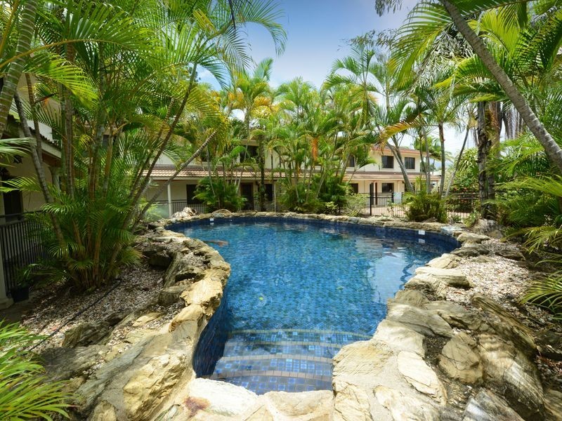 2/350 Sheridan Street, Cairns North QLD 4870