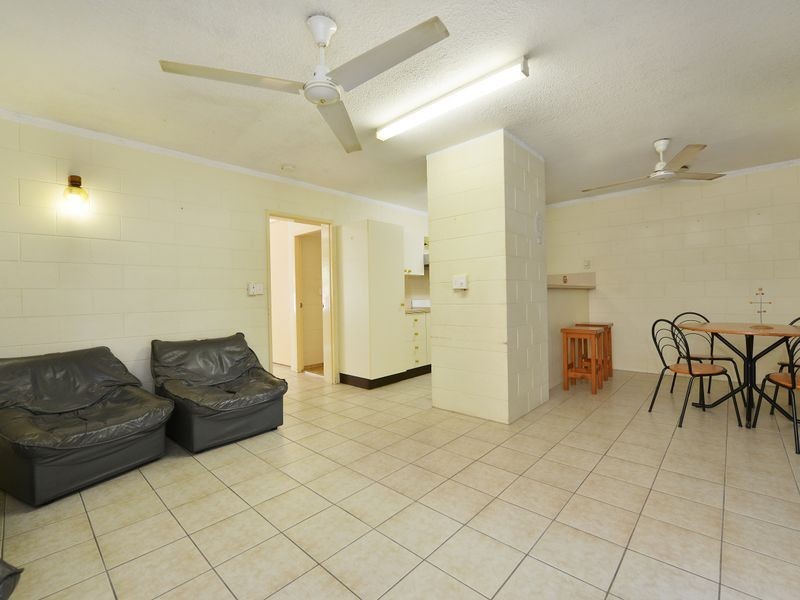 5/235 McLeod Street, Cairns North QLD 4870