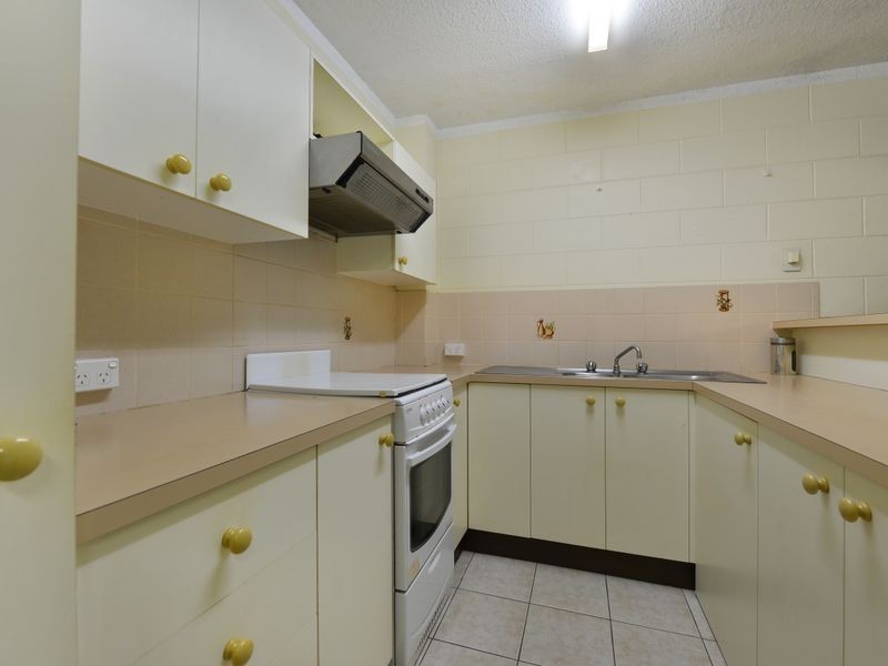5/235 McLeod Street, Cairns North QLD 4870
