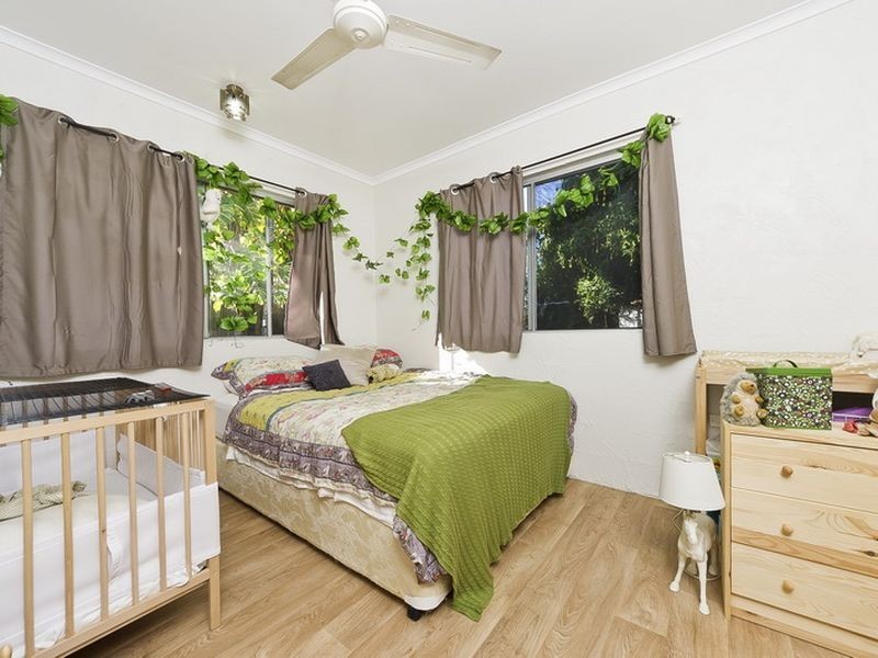 12 Riverside Parade, Trinity Park QLD 4879