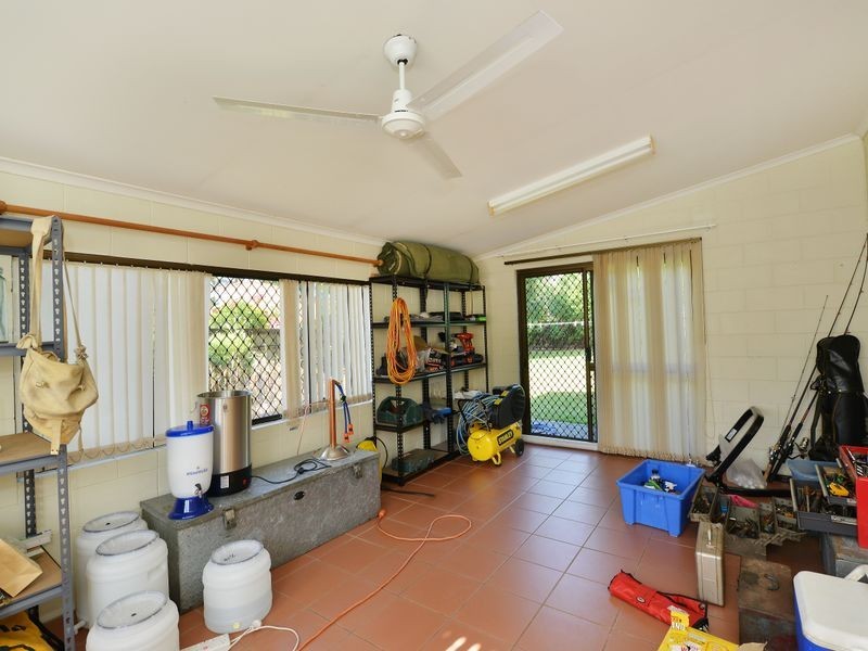 16 Lenora Close, Woree QLD 4868
