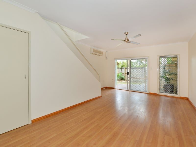 6/14 Springfield Crescent, Manoora QLD 4870