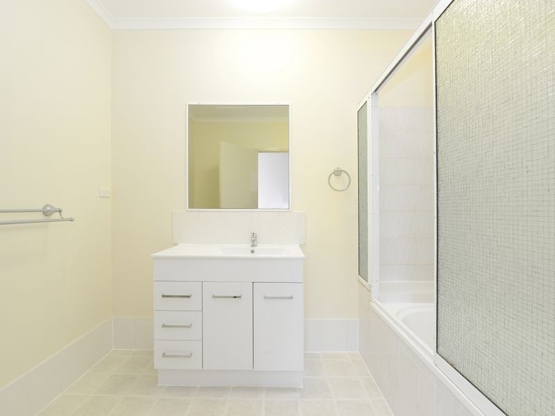 6/14 Springfield Crescent, Manoora QLD 4870