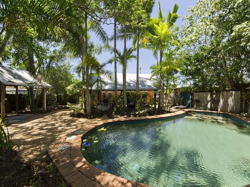 165 McManus Street, Whitfield QLD 4870