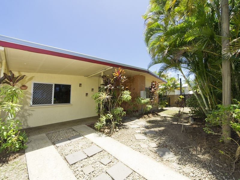 165 McManus Street, Whitfield QLD 4870