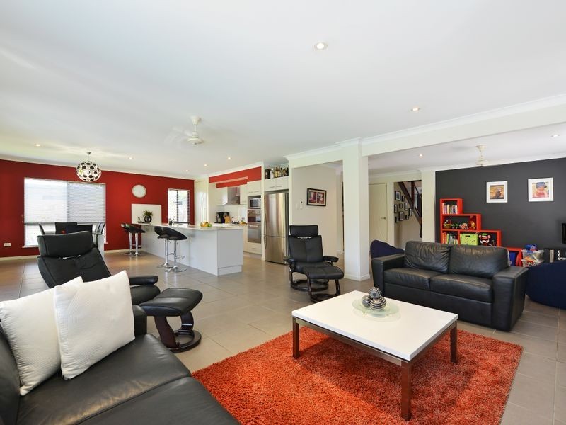 52 Iridescent Drive, Trinity Park QLD 4879