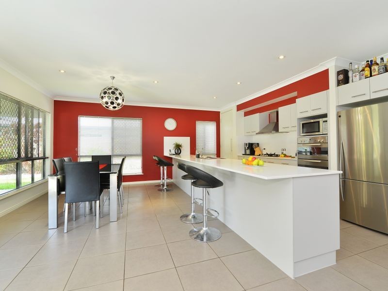 52 Iridescent Drive, Trinity Park QLD 4879