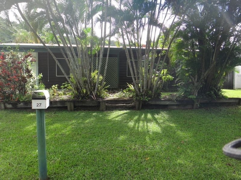 27 Ramsey Street, Kanimbla QLD 4870