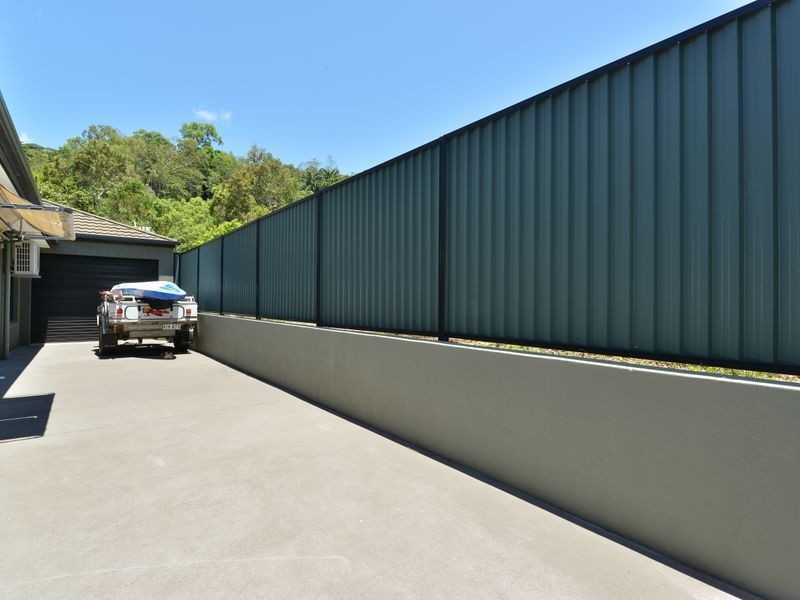 6 Bel-Air Drive, Whitfield QLD 4870