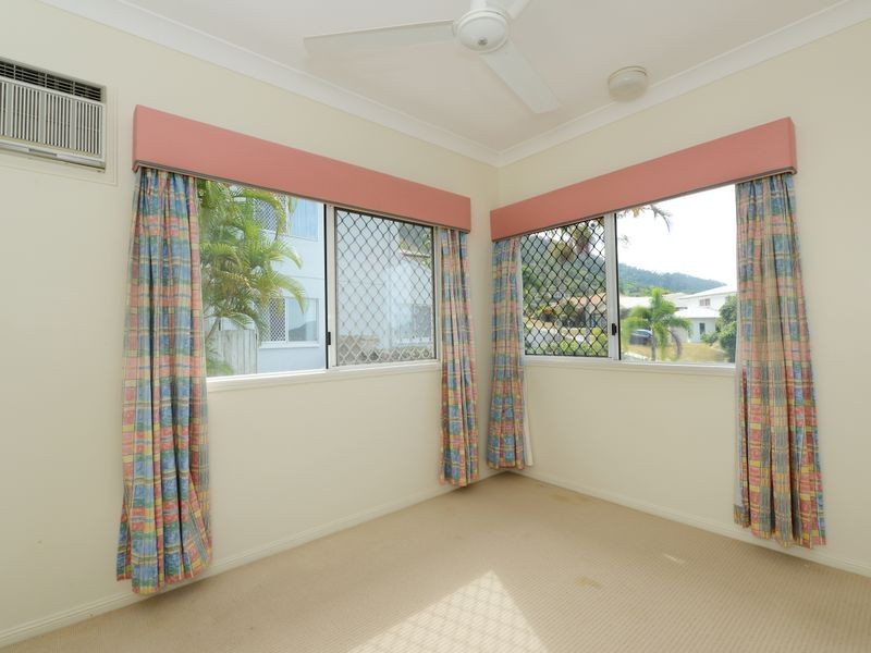 3 Rosemont Court, Mooroobool QLD 4870