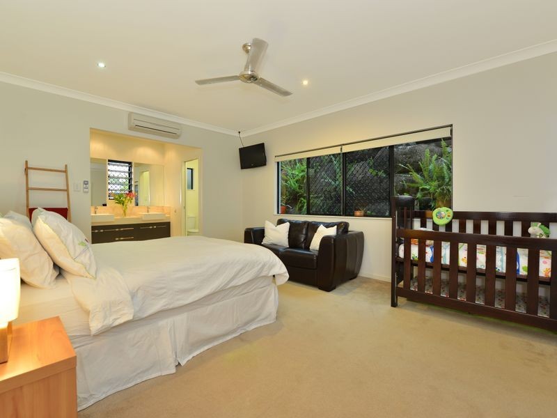 12 Greendale Close, Brinsmead QLD 4870