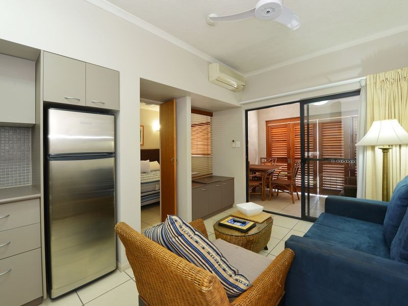 1105 & 1106/3 – 11 Water Street, Cairns QLD 4870