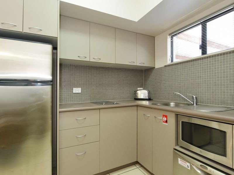 1105 & 1106/3 – 11 Water Street, Cairns QLD 4870