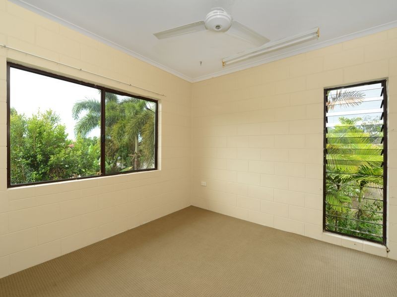 4/11 Mintaro Crescent, Woree QLD 4868