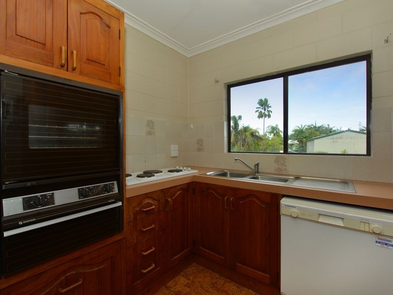 4/11 Mintaro Crescent, Woree QLD 4868
