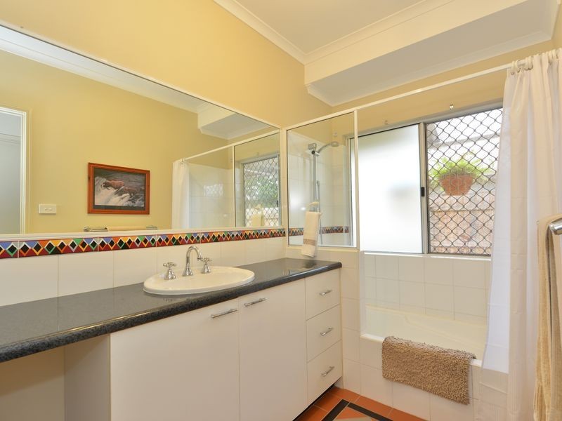 90 Loridan Drive, Brinsmead QLD 4870