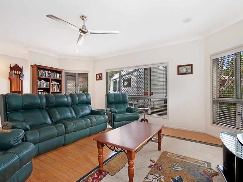 8 Clohesy Court, Kanimbla QLD 4870